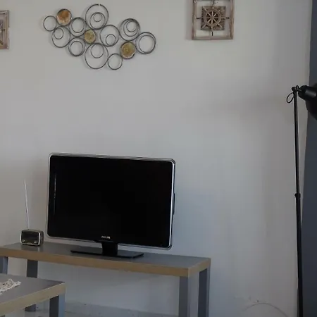 Nama House Tatil Evi Monolithos