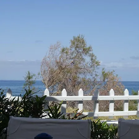 Nama House Monolithos