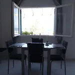 Nama House Monolithos (Santorini)