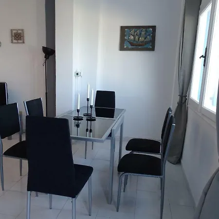 Nama House Hébergement de vacances Monolithos