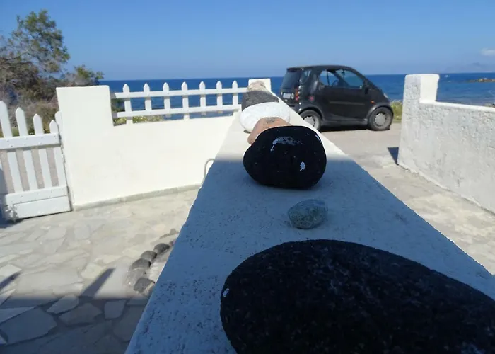 Nama House 度假居 莫诺利索斯