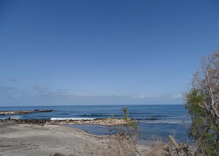 度假居 Nama House 莫诺利索斯