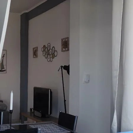 Nama House Monolithos