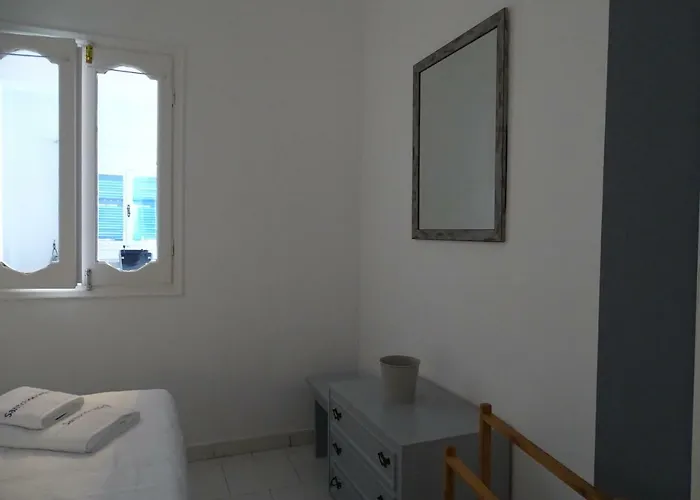 Nama House Дом отдыха Монолитос