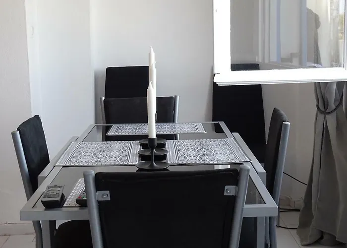 Nama House Монолитос