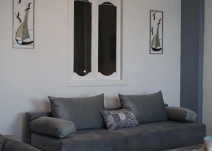 Дом отдыха Nama House Монолитос