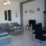 Nama House
